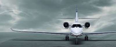 Auto, aviation stocks in demand as crude slumps